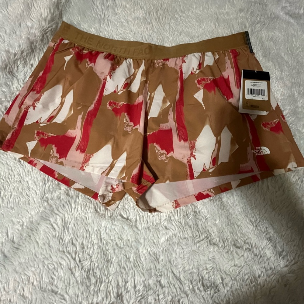 The North Face wander Women's Tan and Red Shorts size 2XL